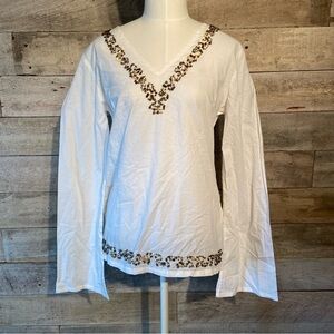 💥5/$25 BNWT  Joe Fresh women’s white sequinned blouse in size medium‎